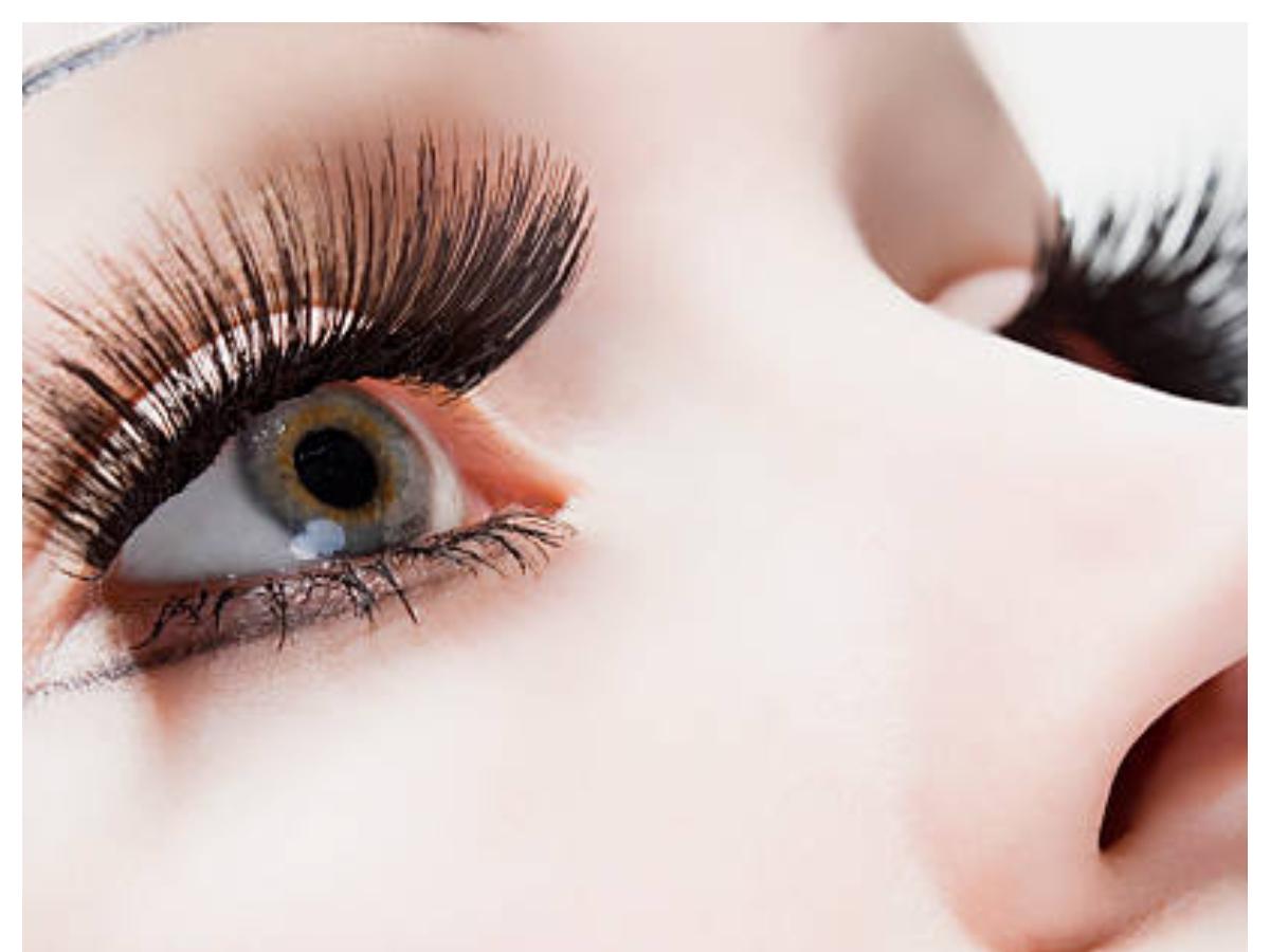 How to Grow Eyelashes — Tips for Growing.